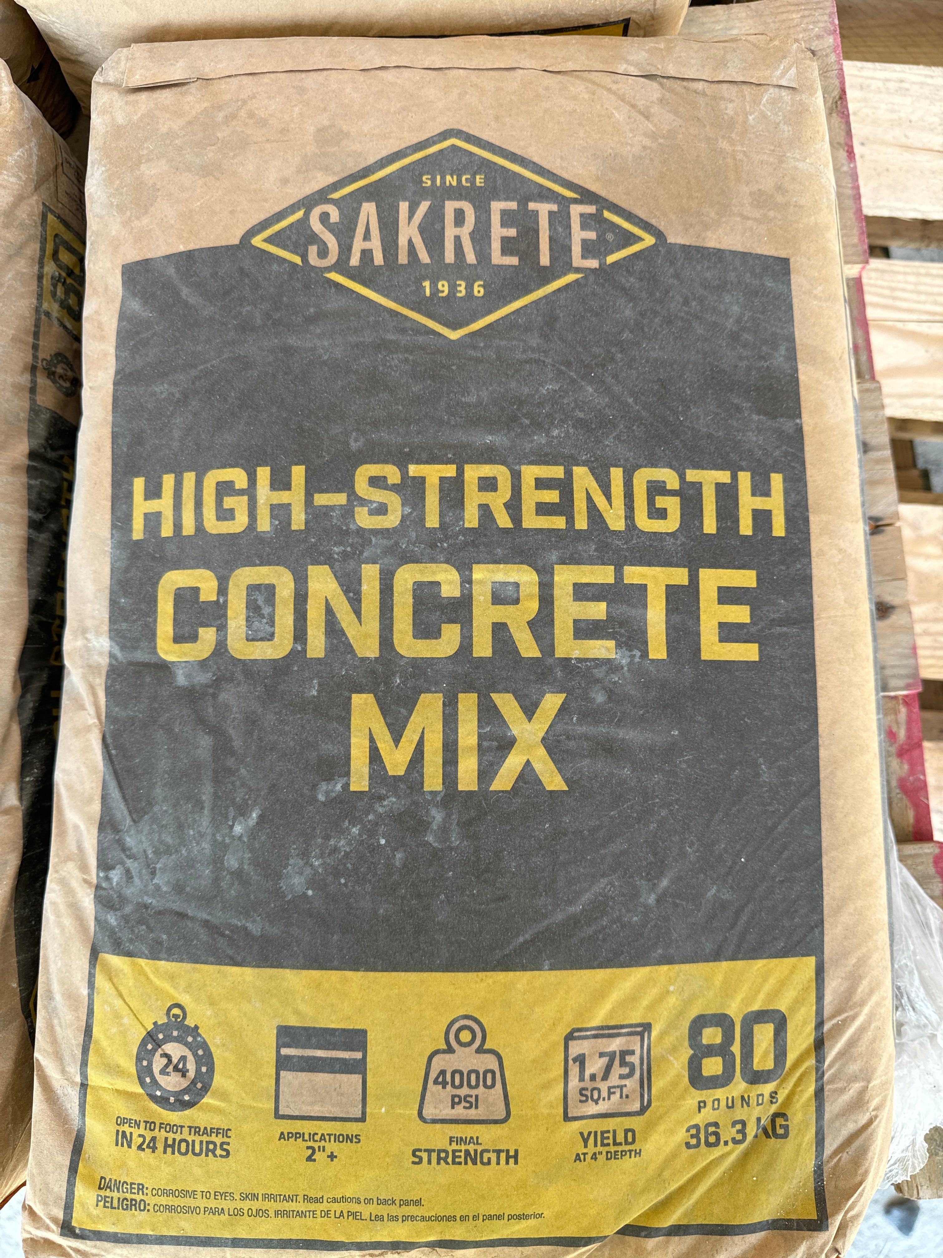 Mortar Quickrete/Sakrete 80 lb. bag (Concrete Mix)