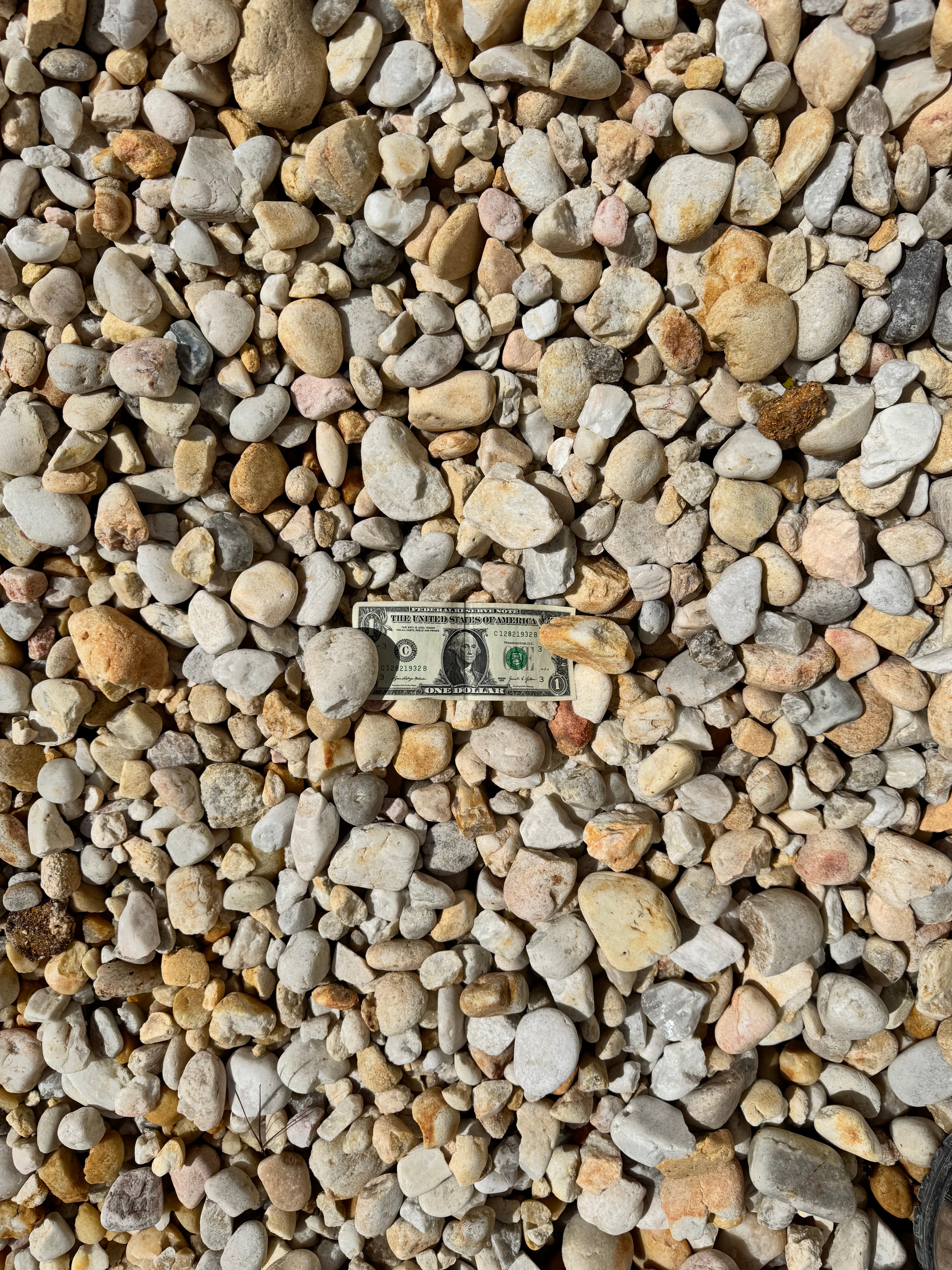 Aggregate White River Rock 1"-2" Per Yard