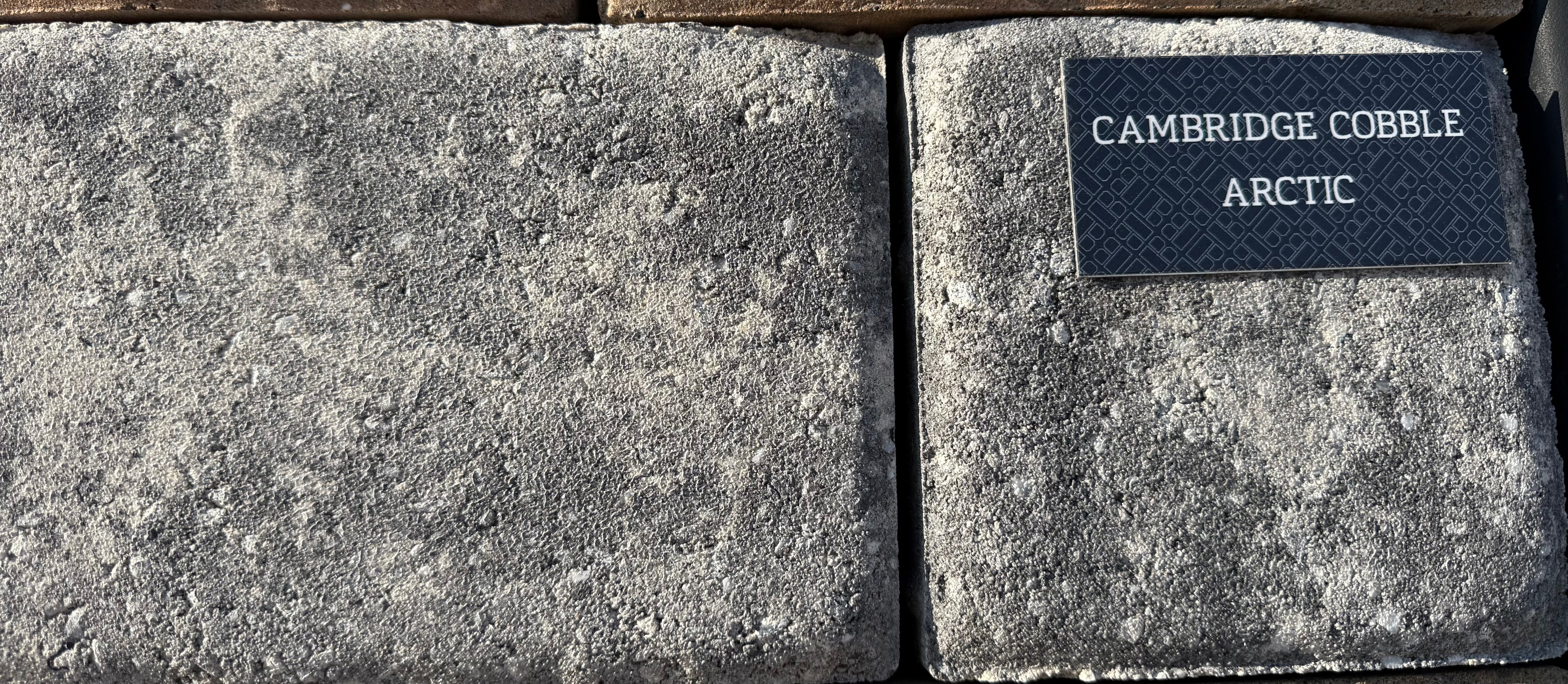 Belgard Paver Cambridge Cobble 2pc Artic 112.5 sqft/12 ly pallet