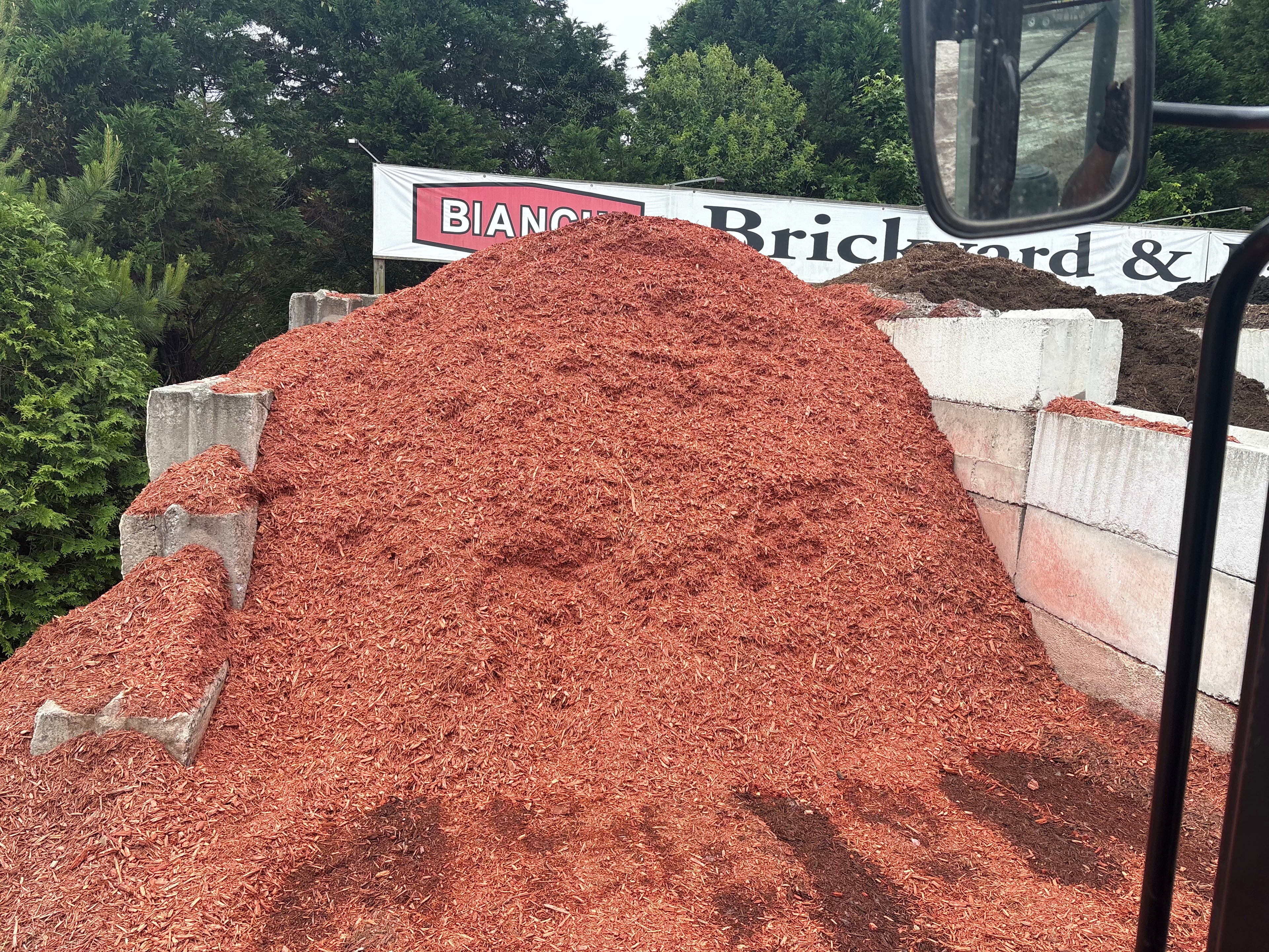 Mulch Red Per Yard