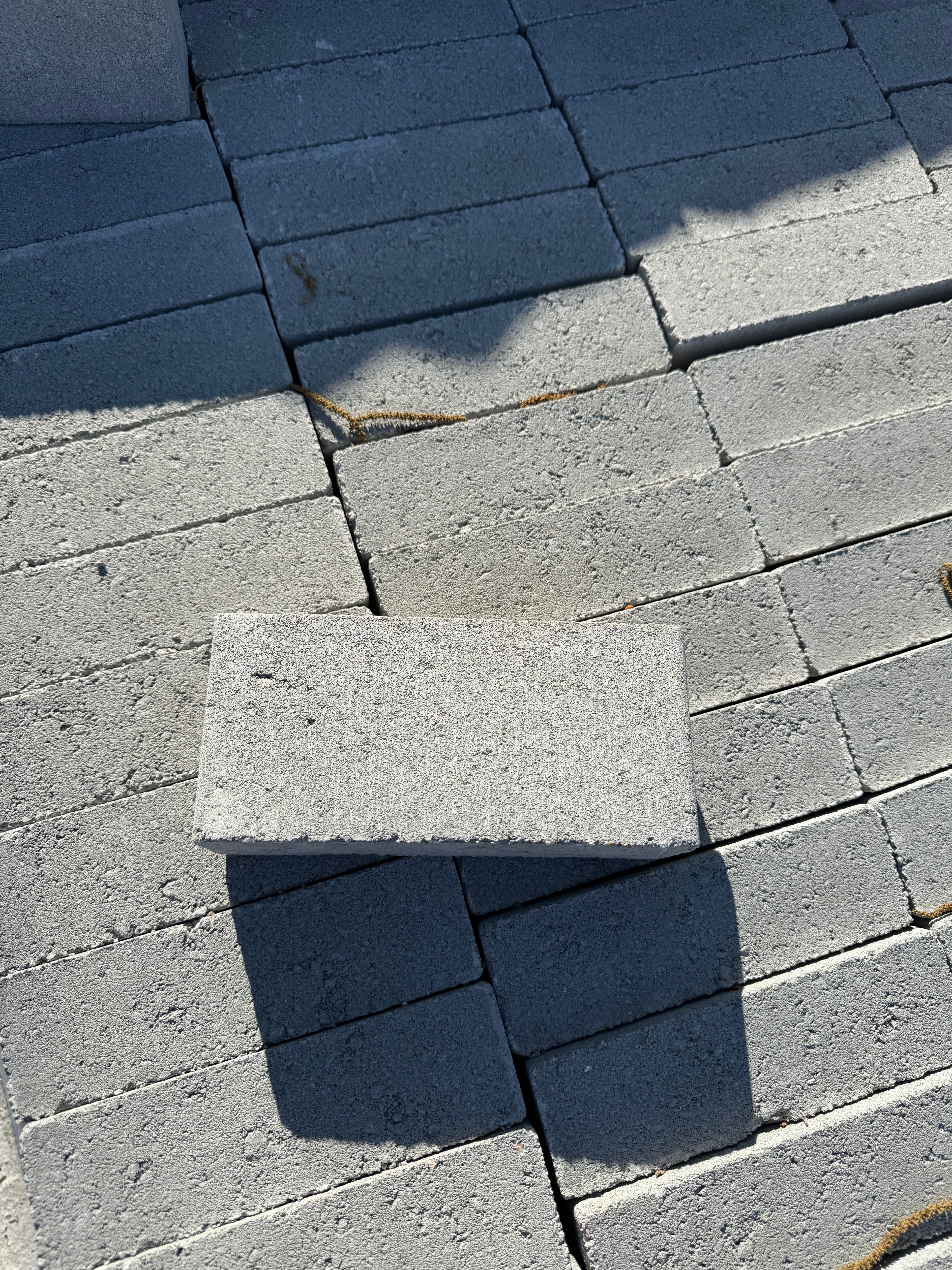 NW Concrete Brick 2-1/4 x 4 x 8