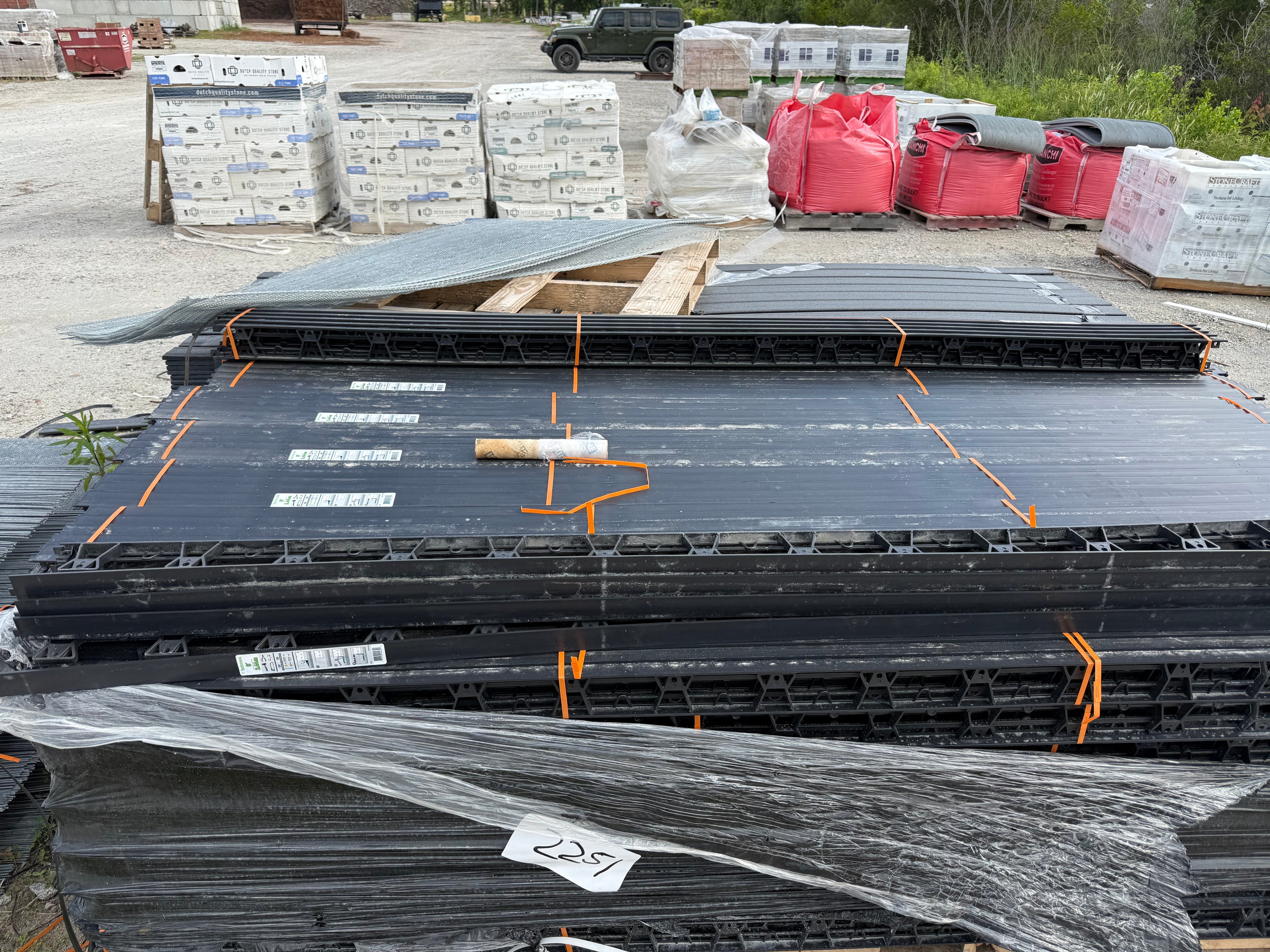 Belgard Techniseal 8' Castle Guard Paver Edging Restraint (10 pcs/ Bundle)